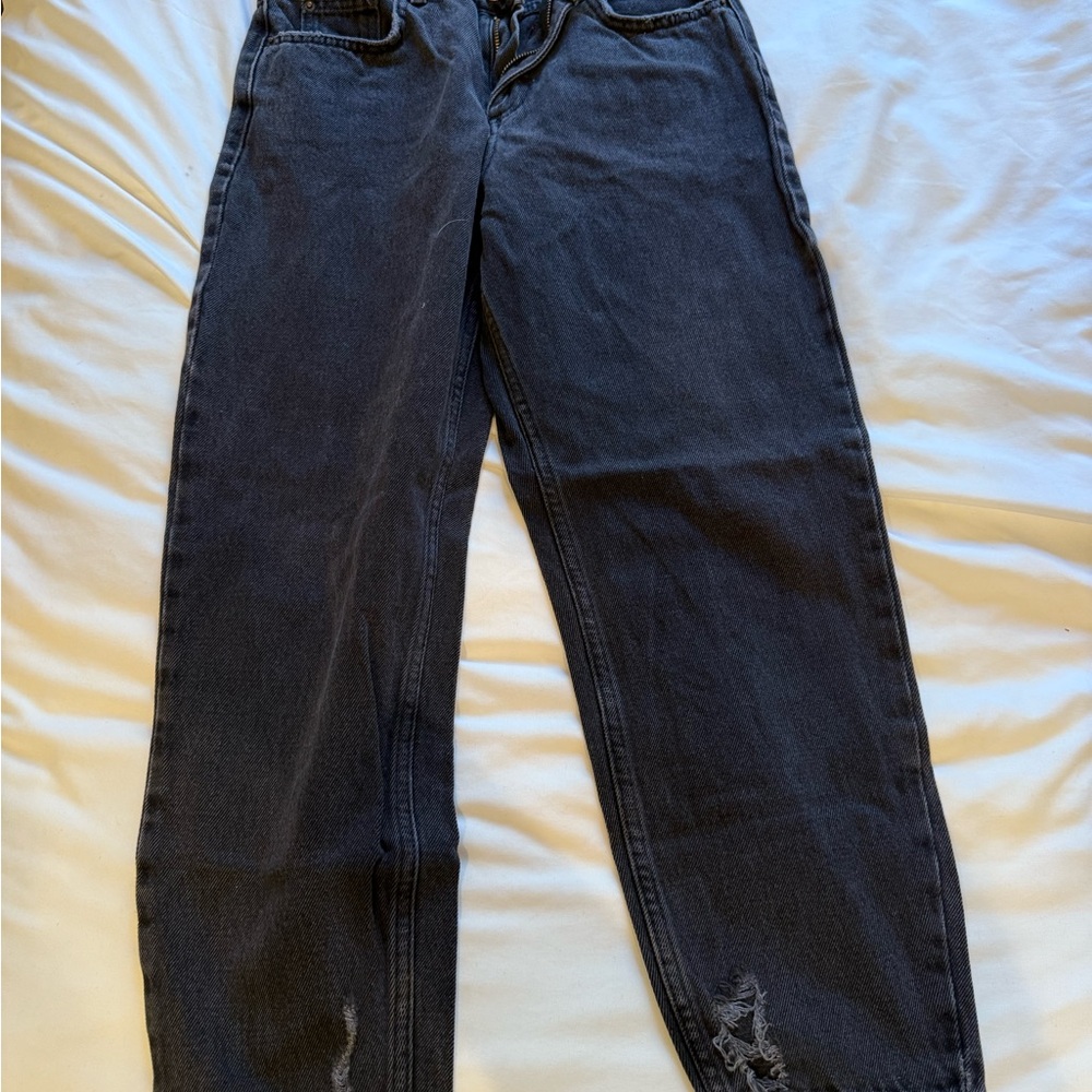 Stylish Black Distressed Jeans